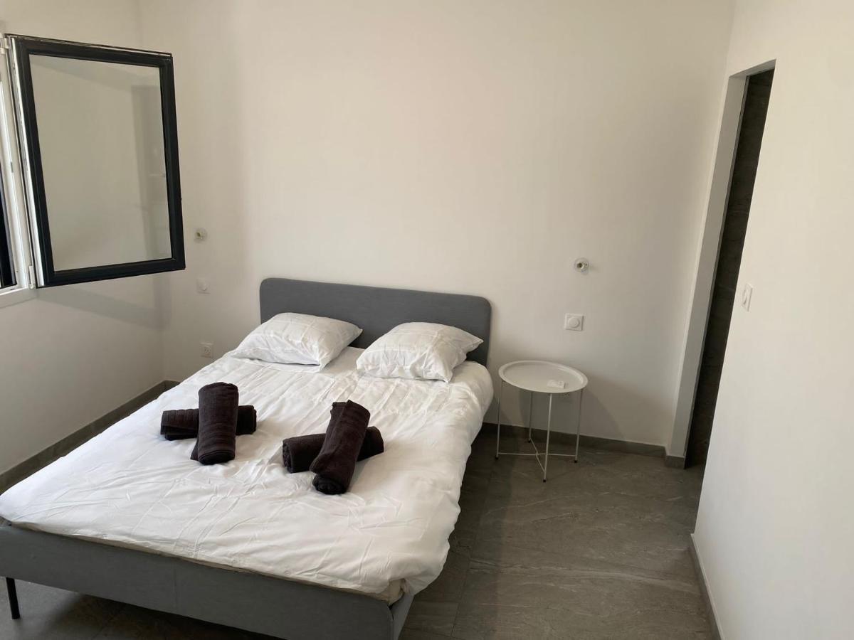 Maison Moderne Is-sur-Tille Eksteriør bilde