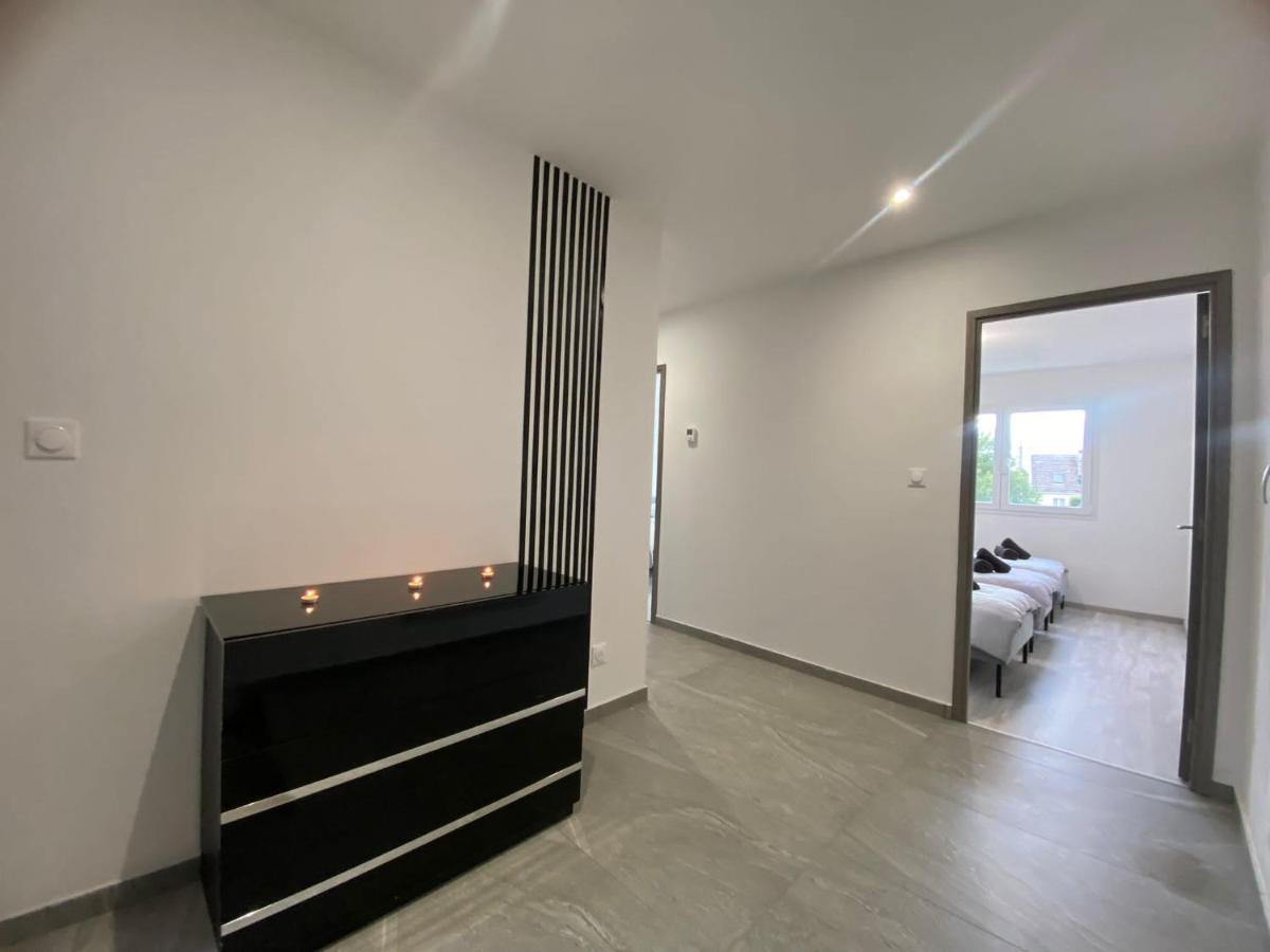 Maison Moderne Is-sur-Tille Eksteriør bilde
